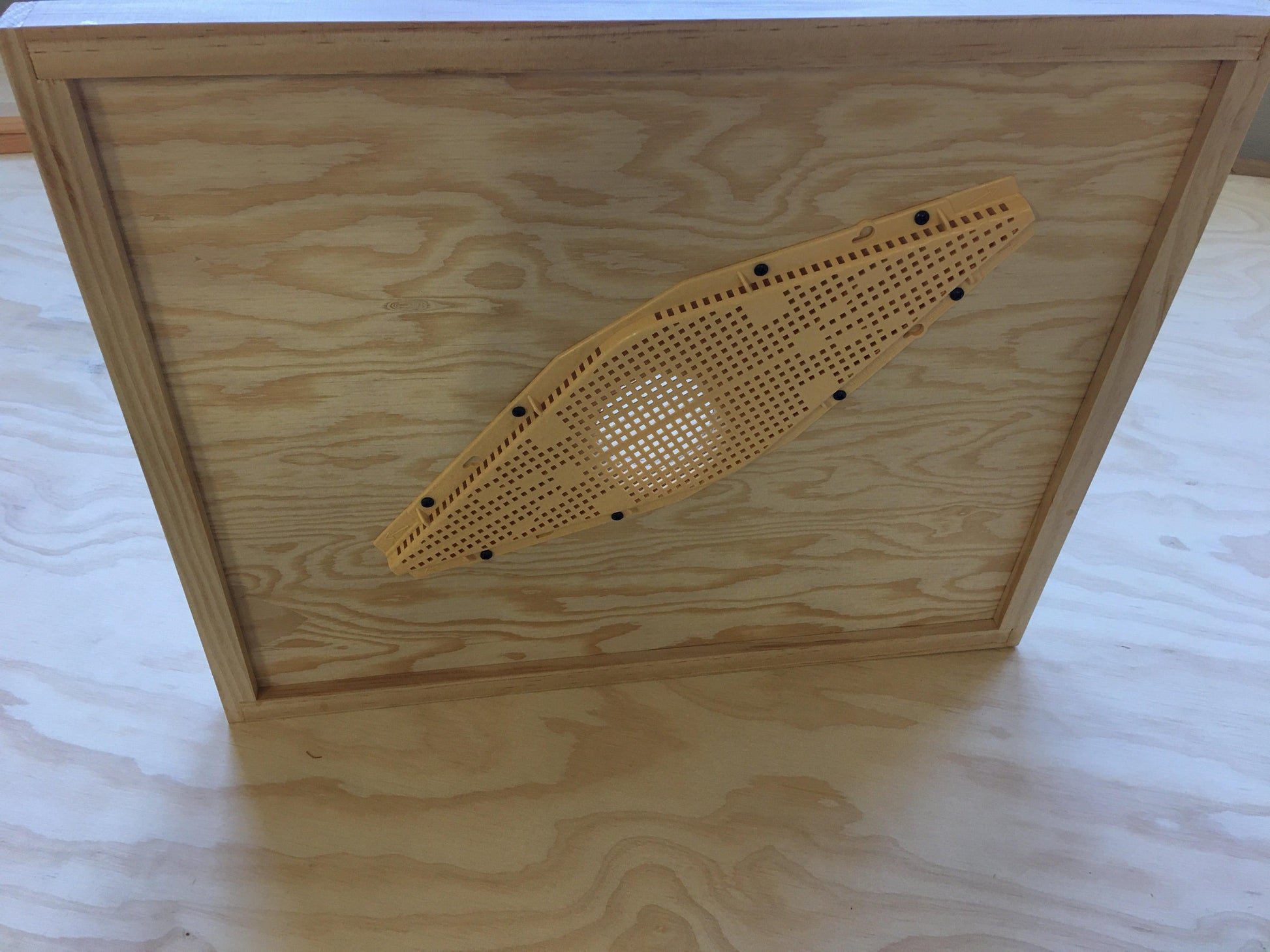 Bee Escape Board