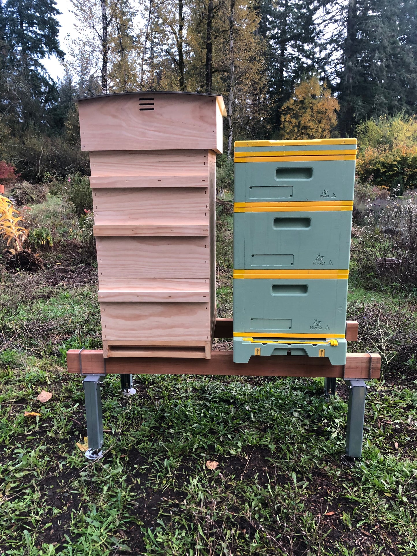 Multi-Hive Stand (Supports Up to Three Hives)