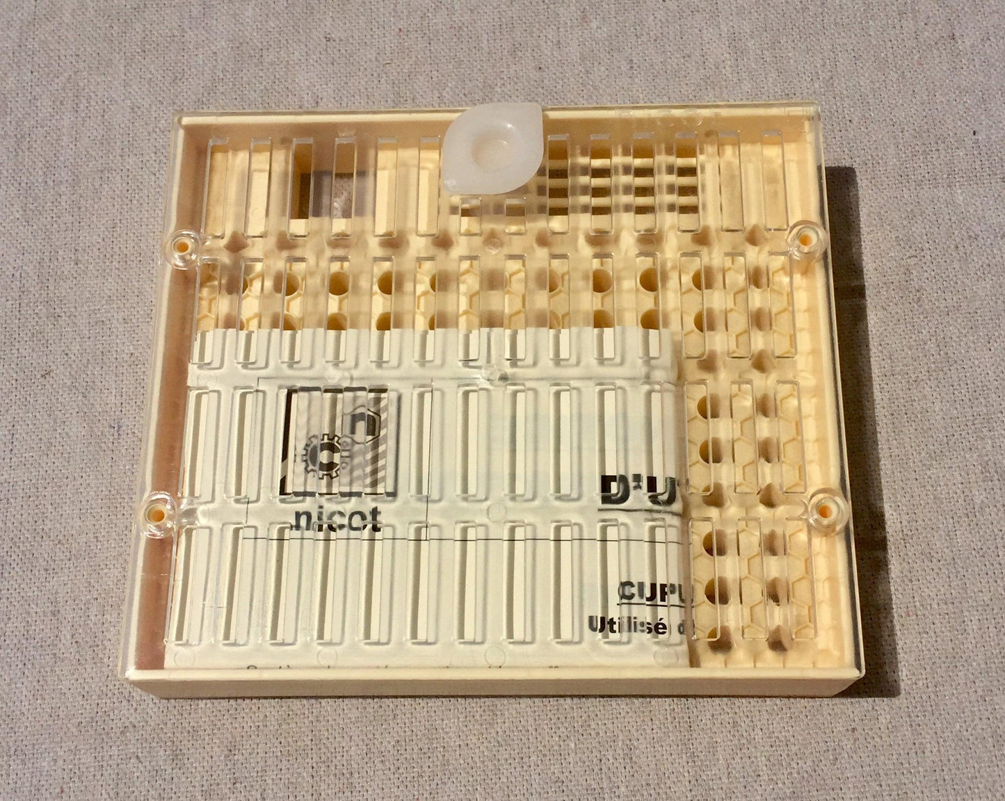 Nicot Comb Box